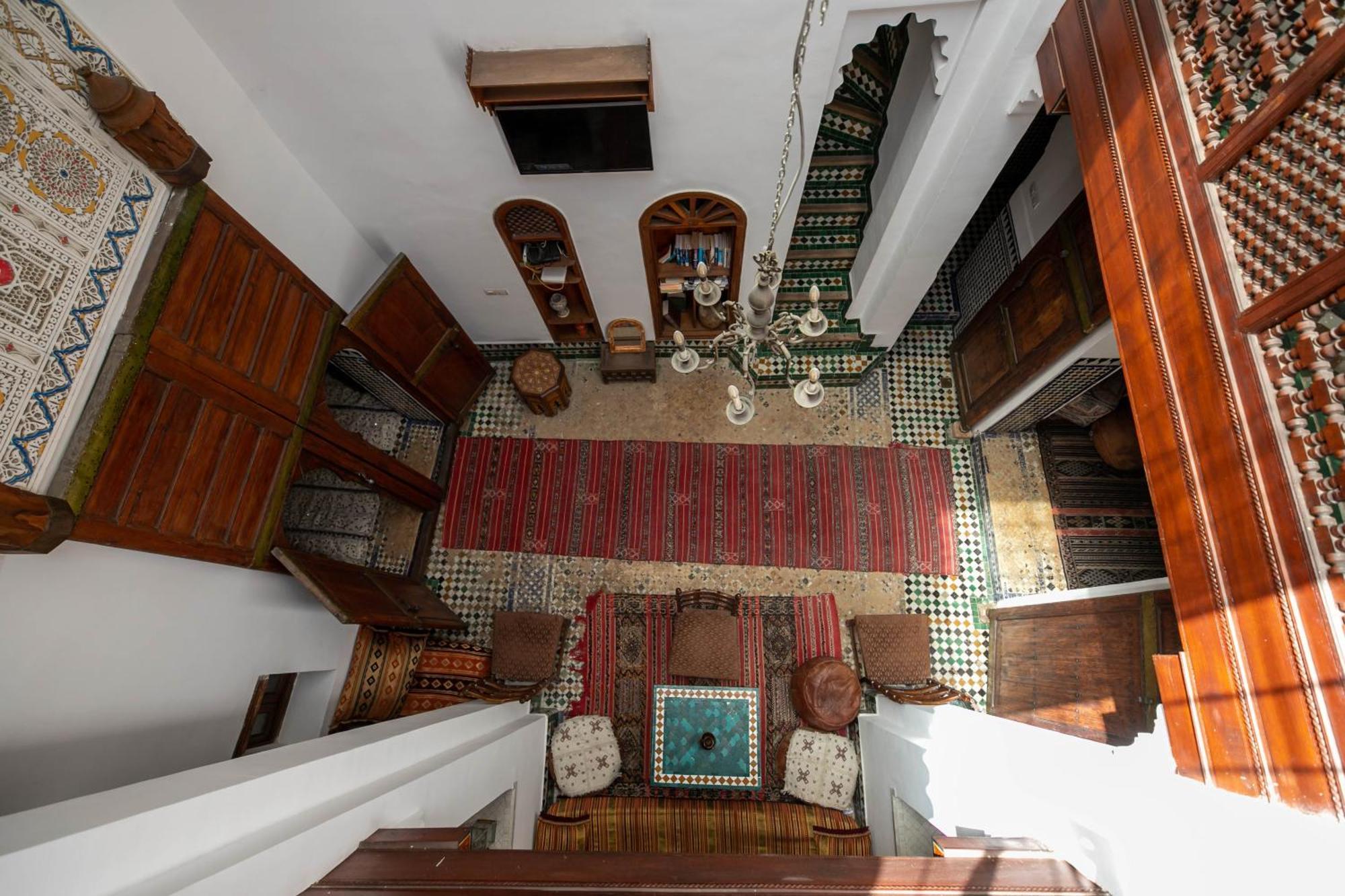 Dar Authentic Fes - Familly Hosting Bed & Breakfast Exterior photo