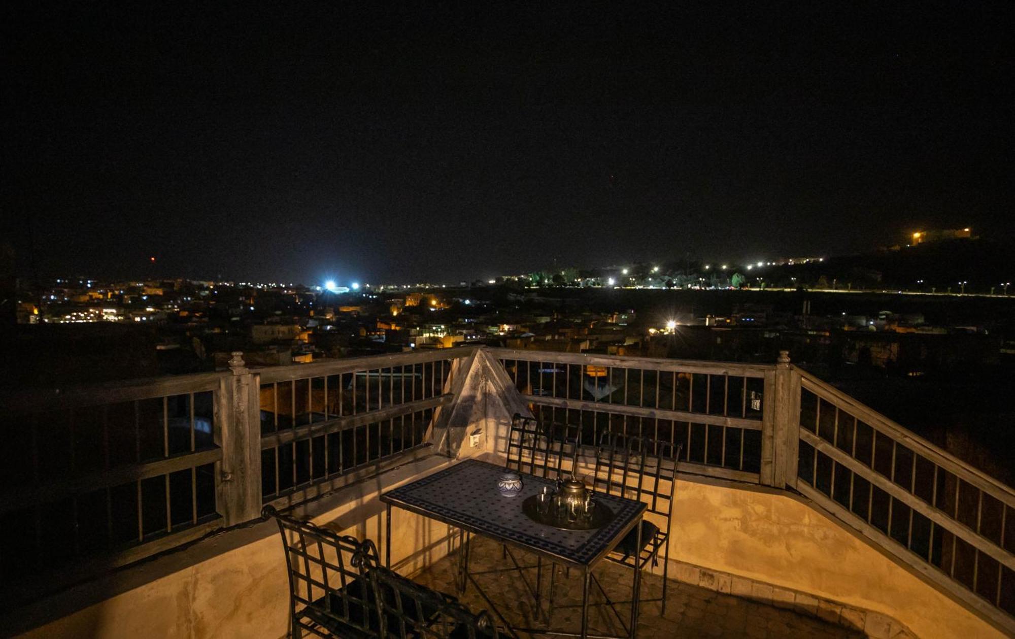 Dar Authentic Fes - Familly Hosting Bed & Breakfast Exterior photo