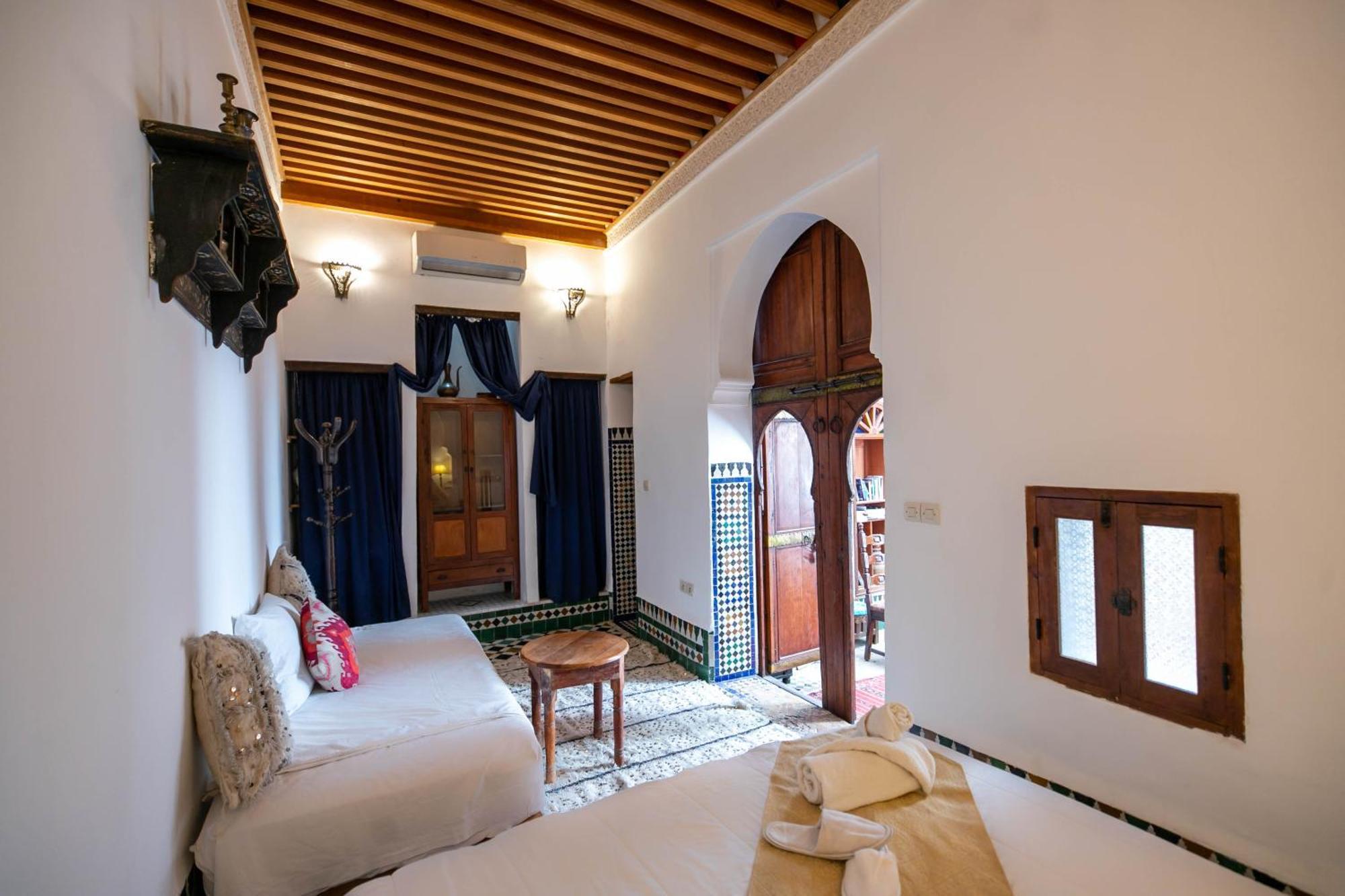 Dar Authentic Fes - Familly Hosting Bed & Breakfast Exterior photo
