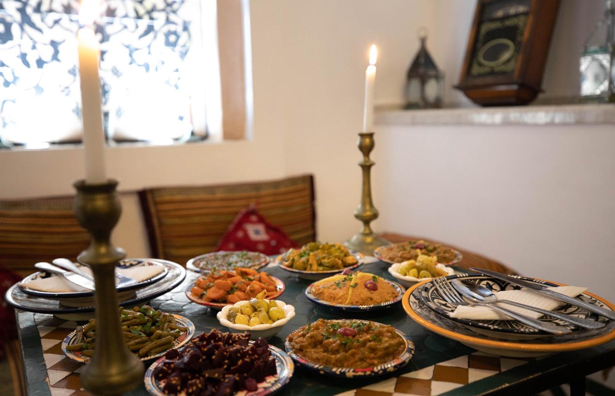 Dar Authentic Fes - Familly Hosting Bed & Breakfast Exterior photo